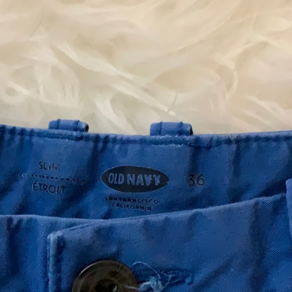Mens Old Navy blue shorts size 36 - Picture 2 of 3